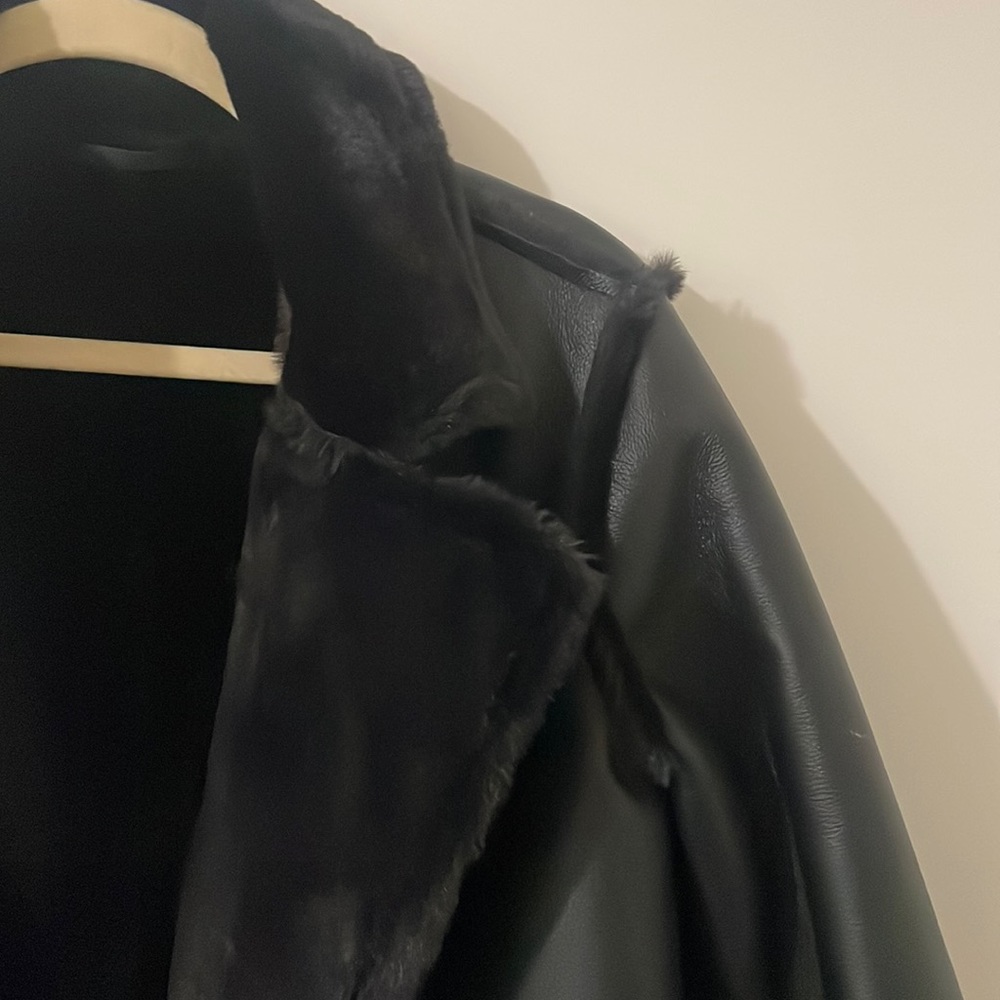 RARE Guess Reversible Faux Fur/Leather Jacket - Picture 4 of 9